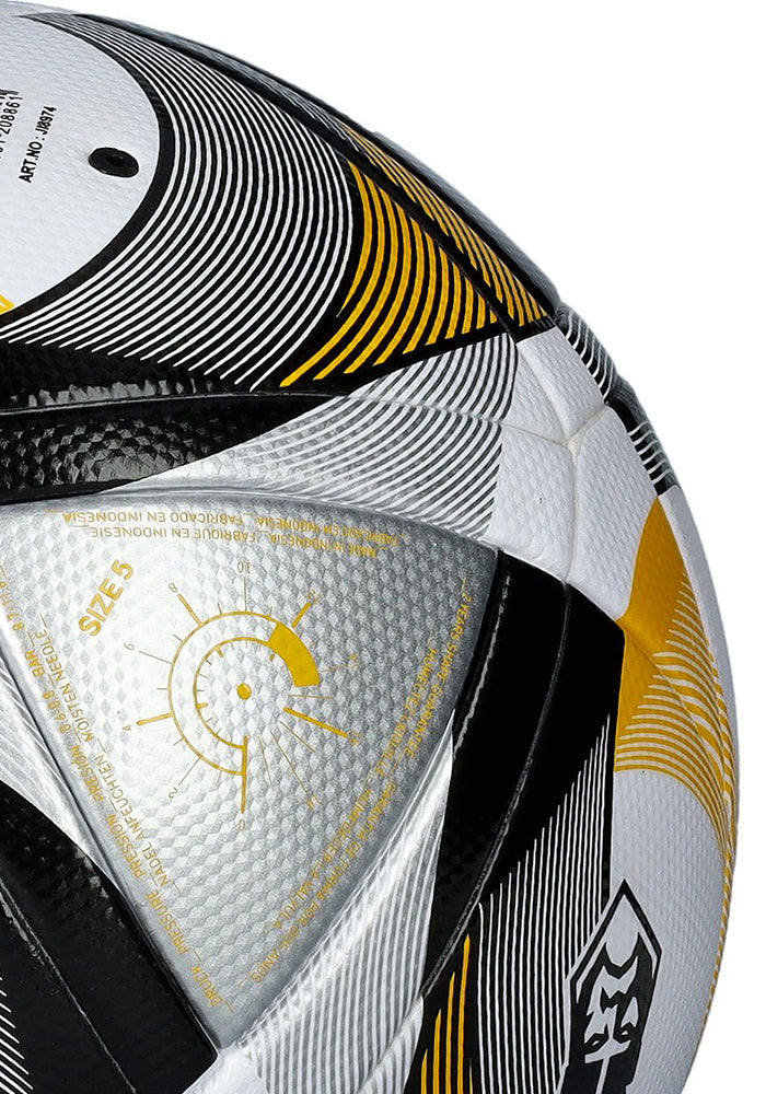 Réplique du ballon de la Kings League 2025