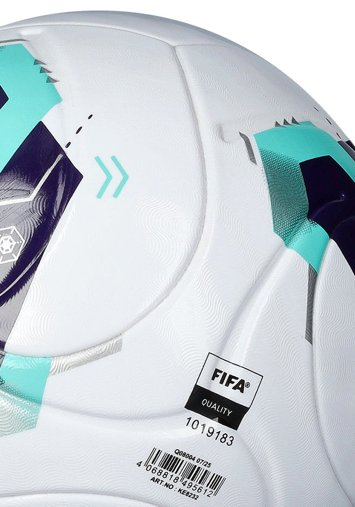 Réplique du ballon de la Queens League 2026