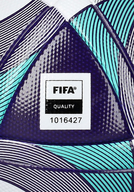 Queens League 2025 Réplique du ballon