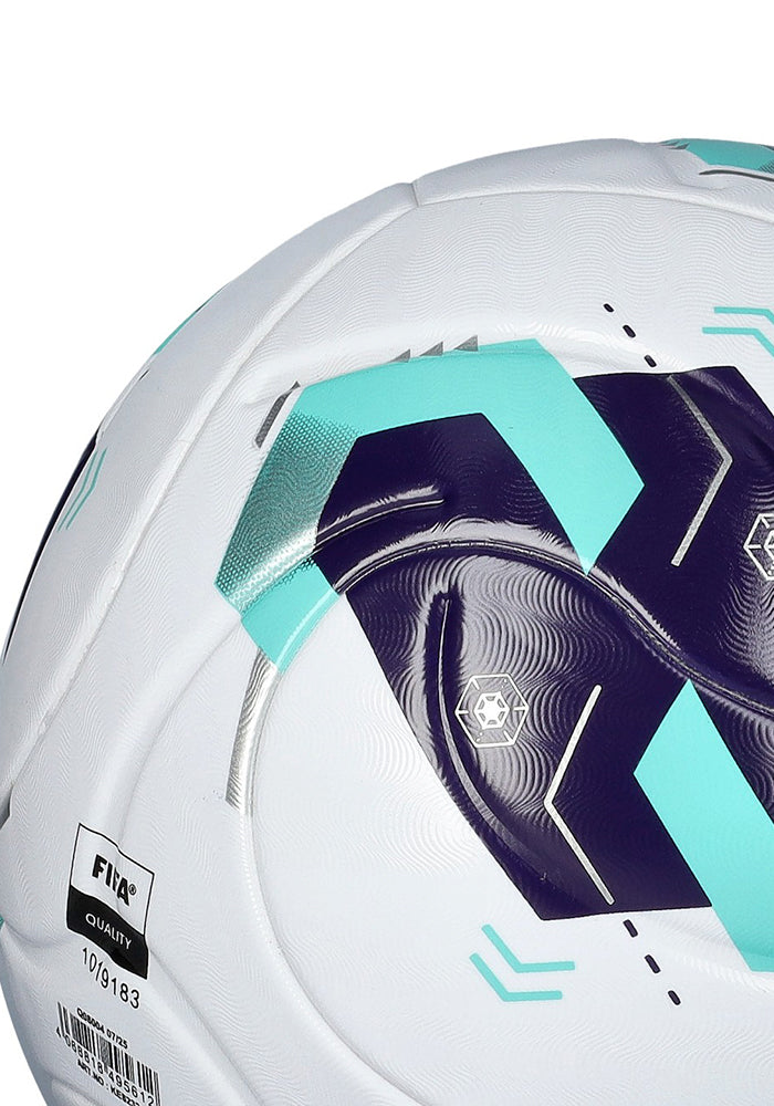 Réplique du ballon de la Queens League 2026